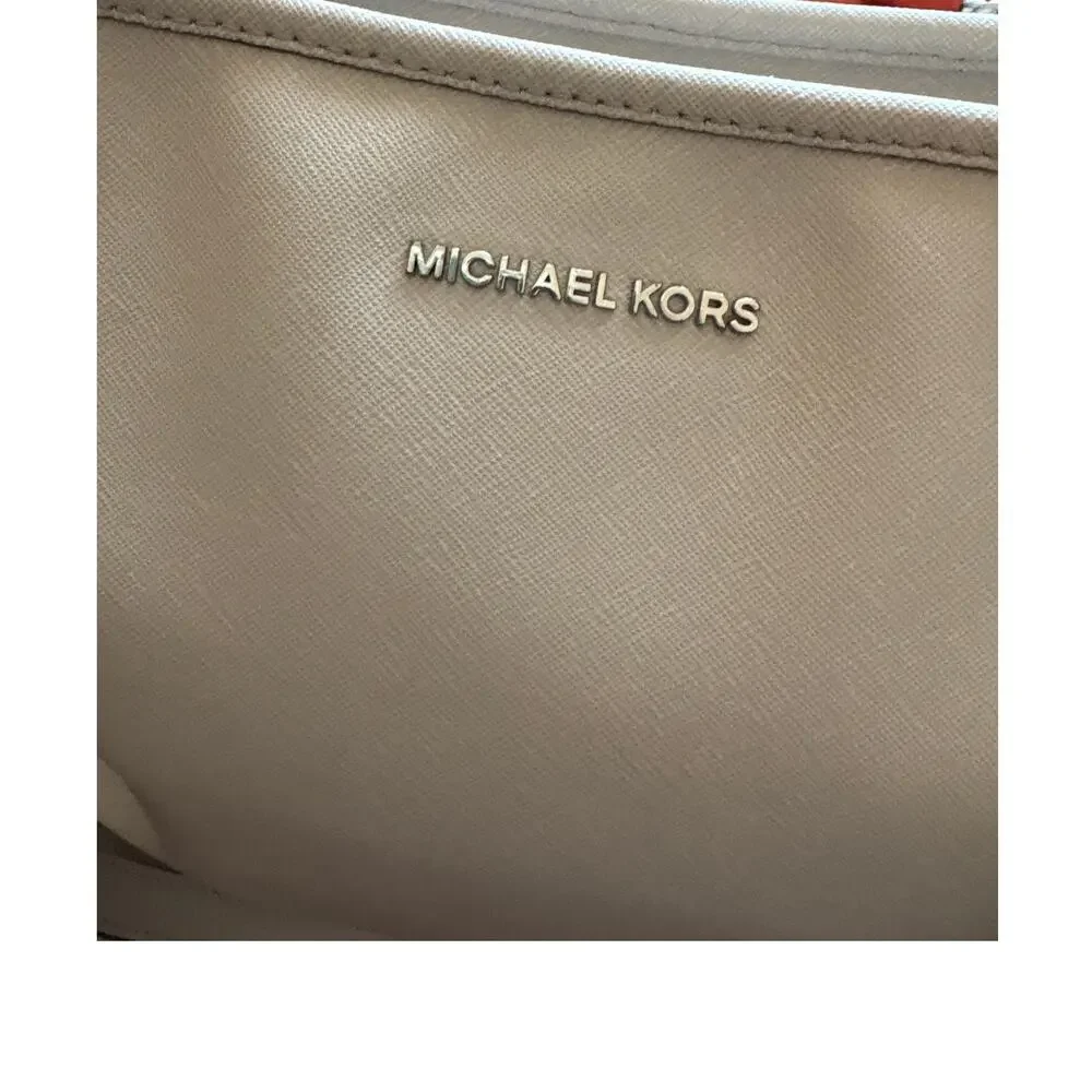 Michael Kors Beige Leather Top Zip Jet Set Large Chain Tote Bag Travel